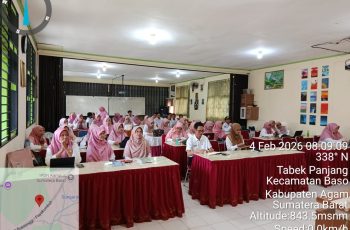 In House Training SMA Negeri 1 Baso Angkat Tema Pendidikan Aman bagi Anak dan Adil bagi Guru